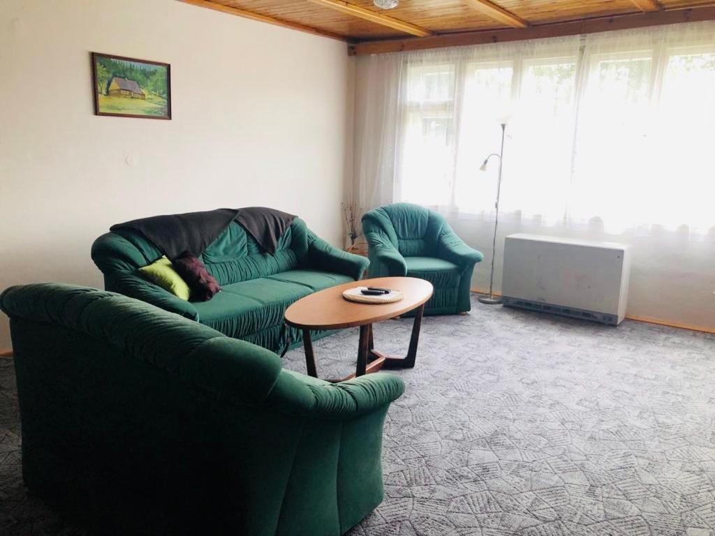 Apartman126 Харачов Екстериор снимка